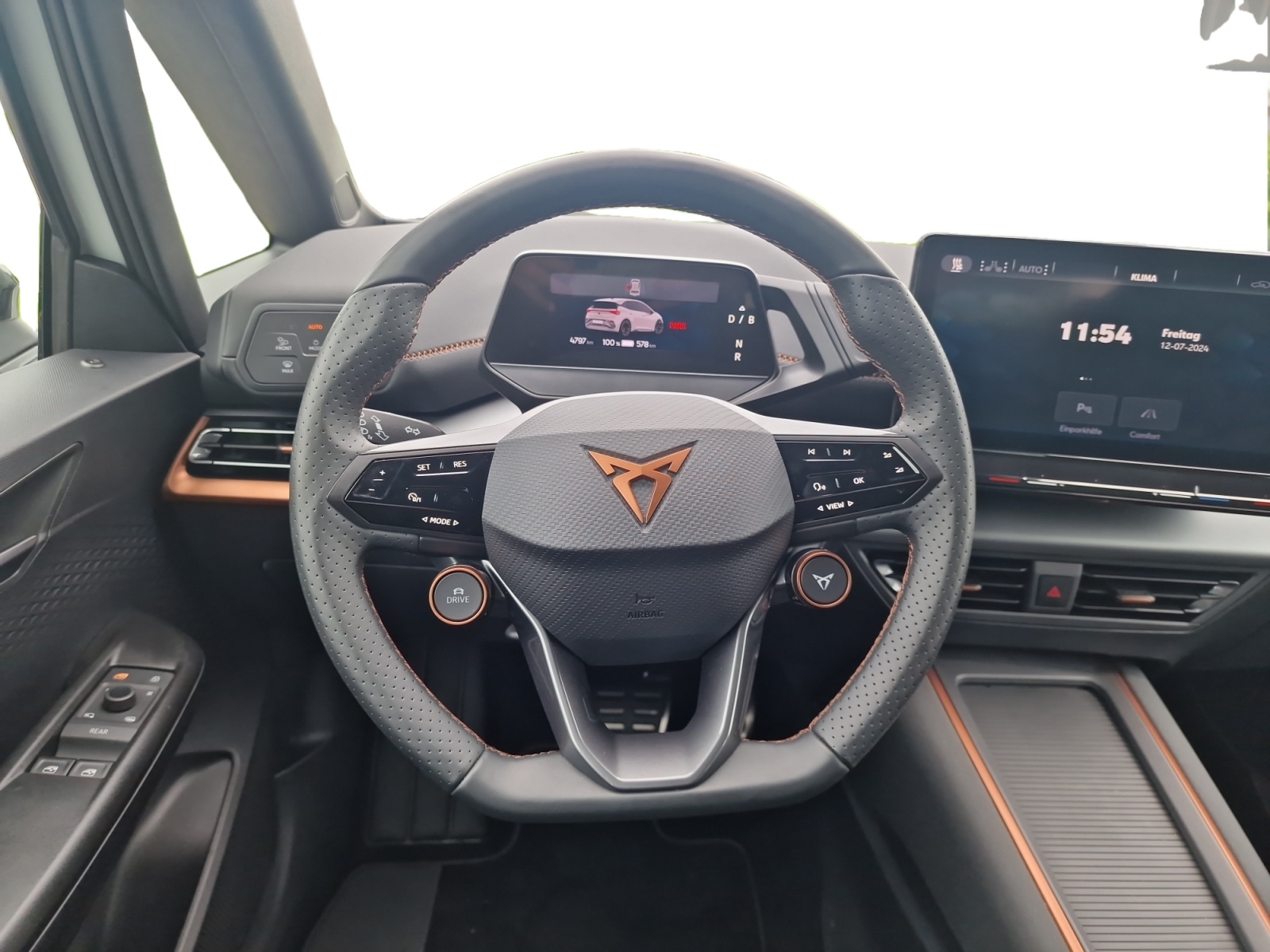 CUPRA Born 77 kWh e-Boost 231PS Reichweite 548 km-image-11