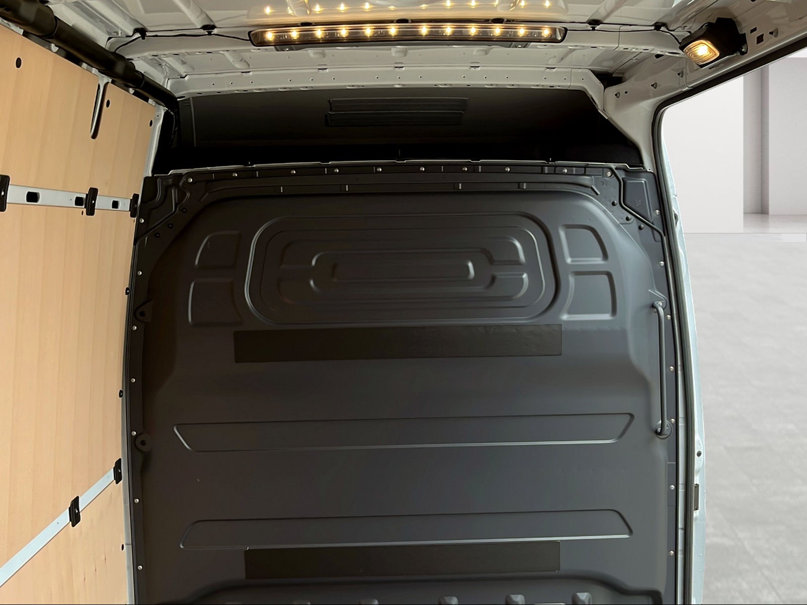 MERCEDES-BENZ Sprinter 319 CDI Standard 9G-TRONIC 4x4-image-5