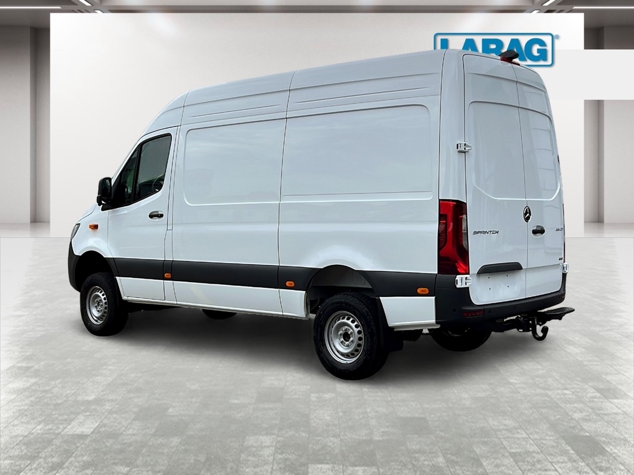 MERCEDES-BENZ Sprinter 319 CDI Standard 9G-TRONIC 4x4-image-2