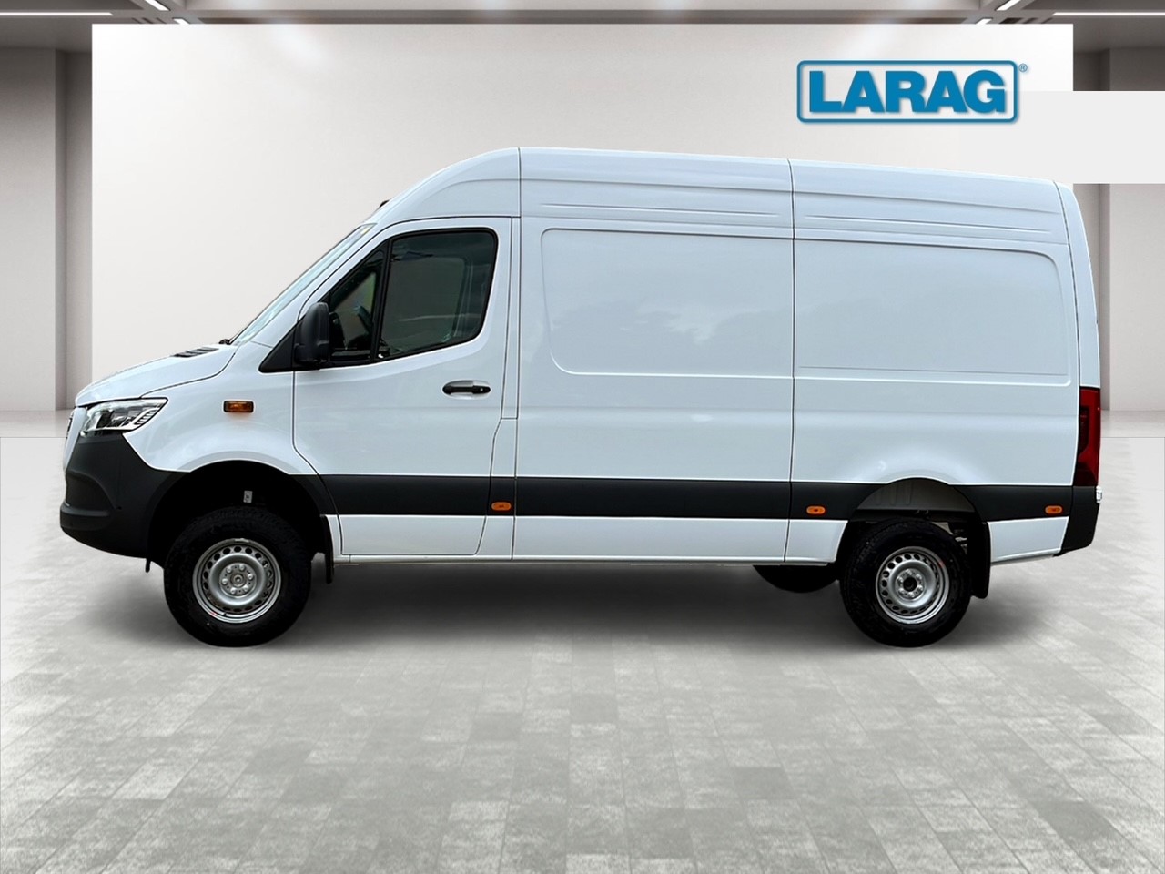 MERCEDES-BENZ Sprinter 319 CDI Standard 9G-TRONIC 4x4-image-1