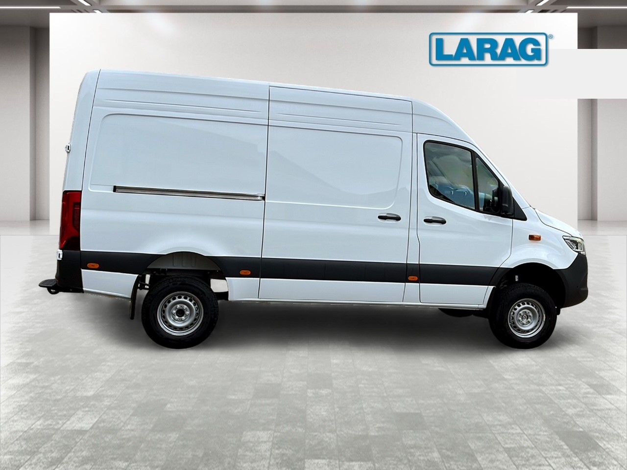 MERCEDES-BENZ Sprinter 319 CDI Standard 9G-TRONIC 4x4-image-3