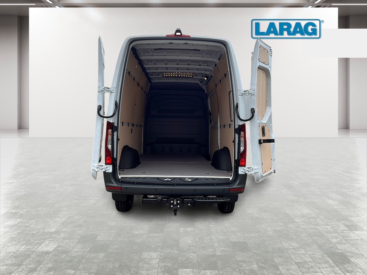 MERCEDES-BENZ Sprinter 319 CDI Standard 9G-TRONIC 4x4-image-4