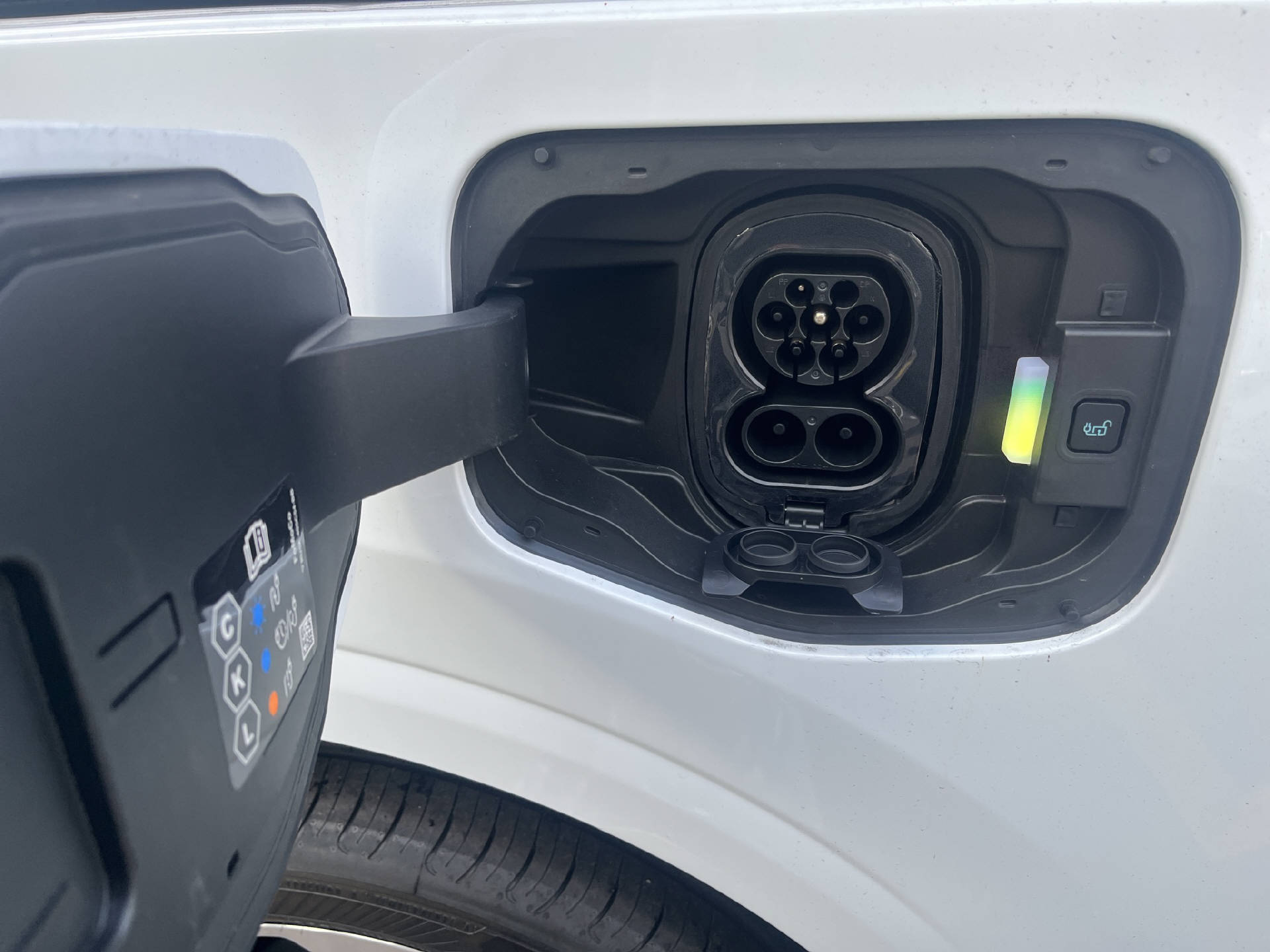FORD E-Tourneo Courier Titanium-image-29
