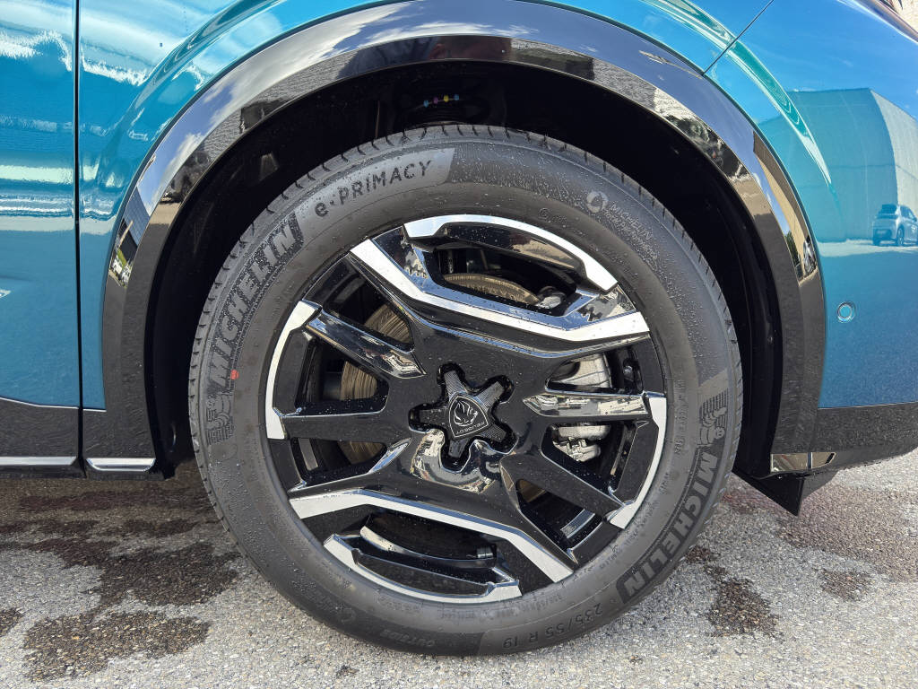PEUGEOT 3008 Electrique 210ch GT-image-16