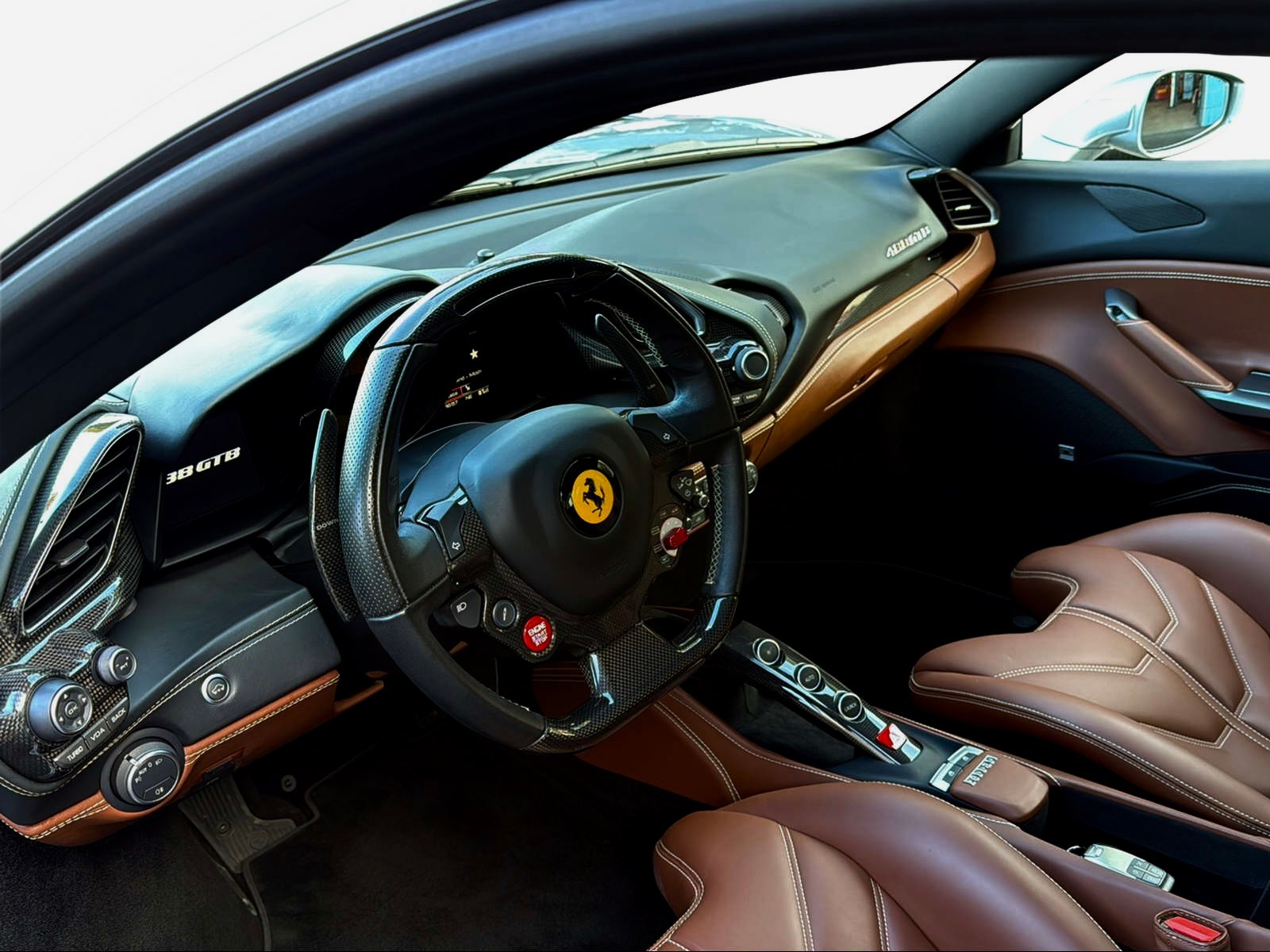 FERRARI 488 GTB *Novitec* *Titanauspuff*-showroom-element-1