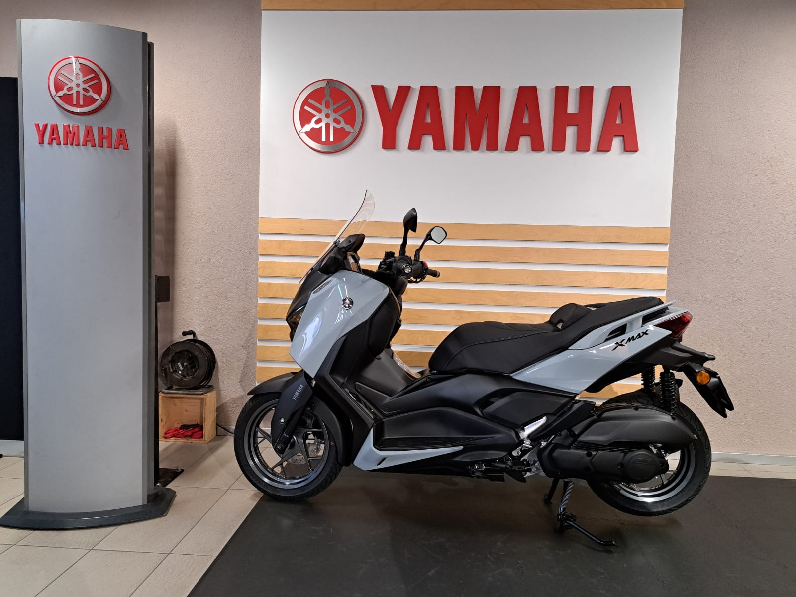 YAMAHA X-Max YP 125 Tech Max-showroom-element-3