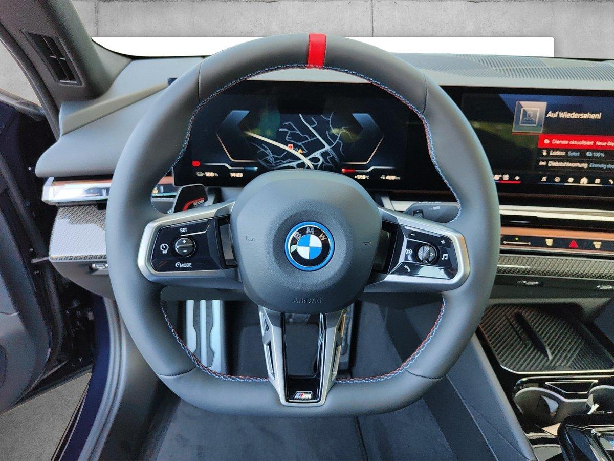 BMW i5 M60 xDrive-image-9
