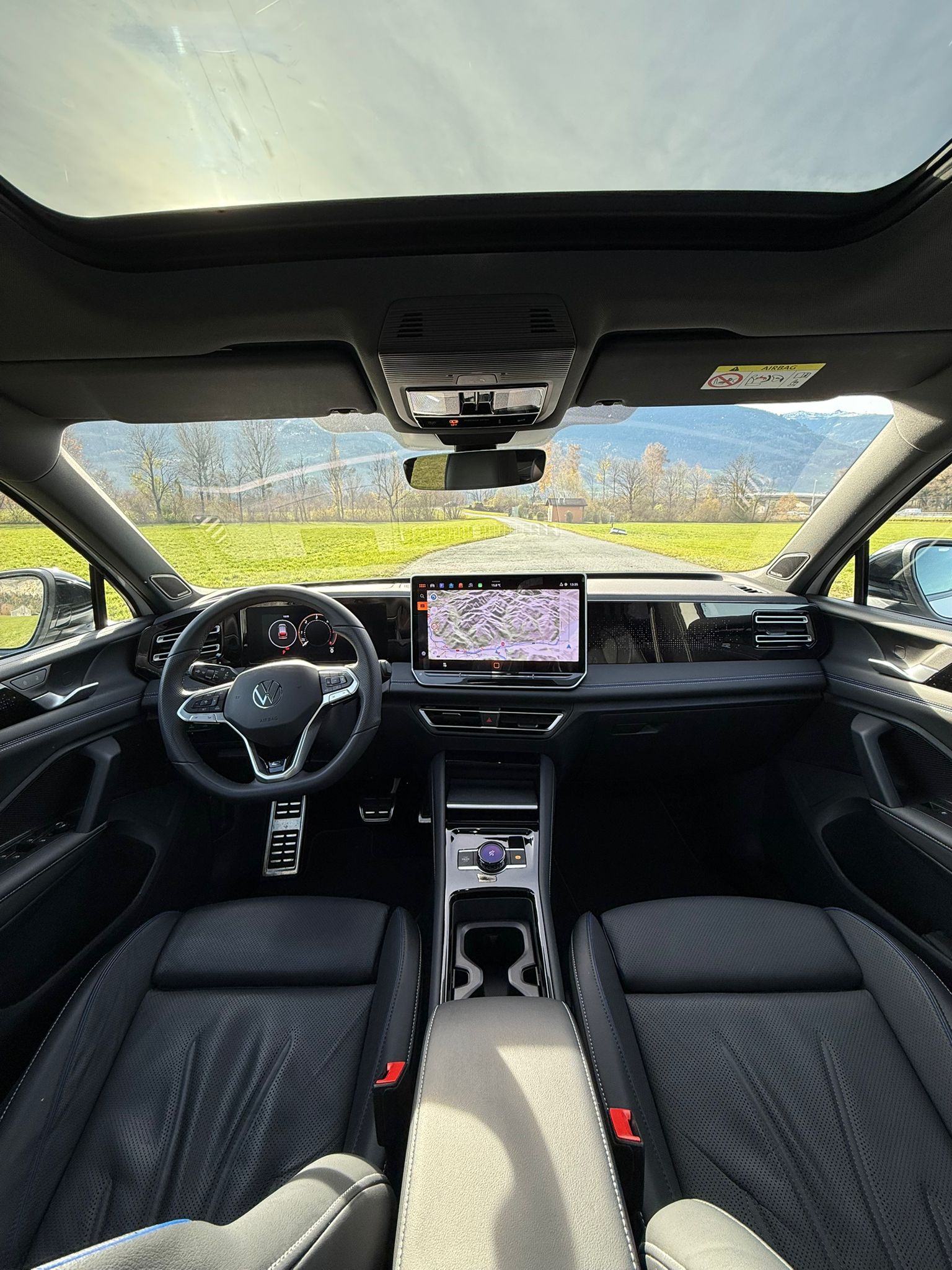 VW Tiguan 2.0 TDI SCR United 4Motion DSG-image-3