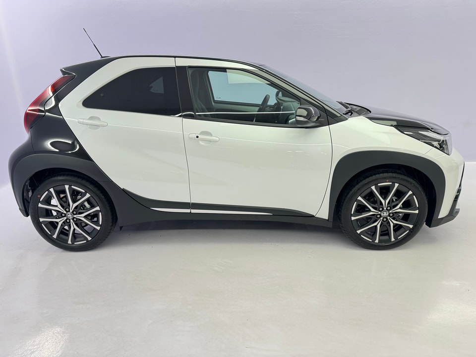 Aygo X Hybrid 1.5 GR Sport