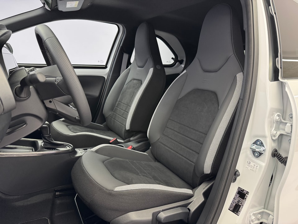 Aygo X Hybrid 1.5 GR Sport