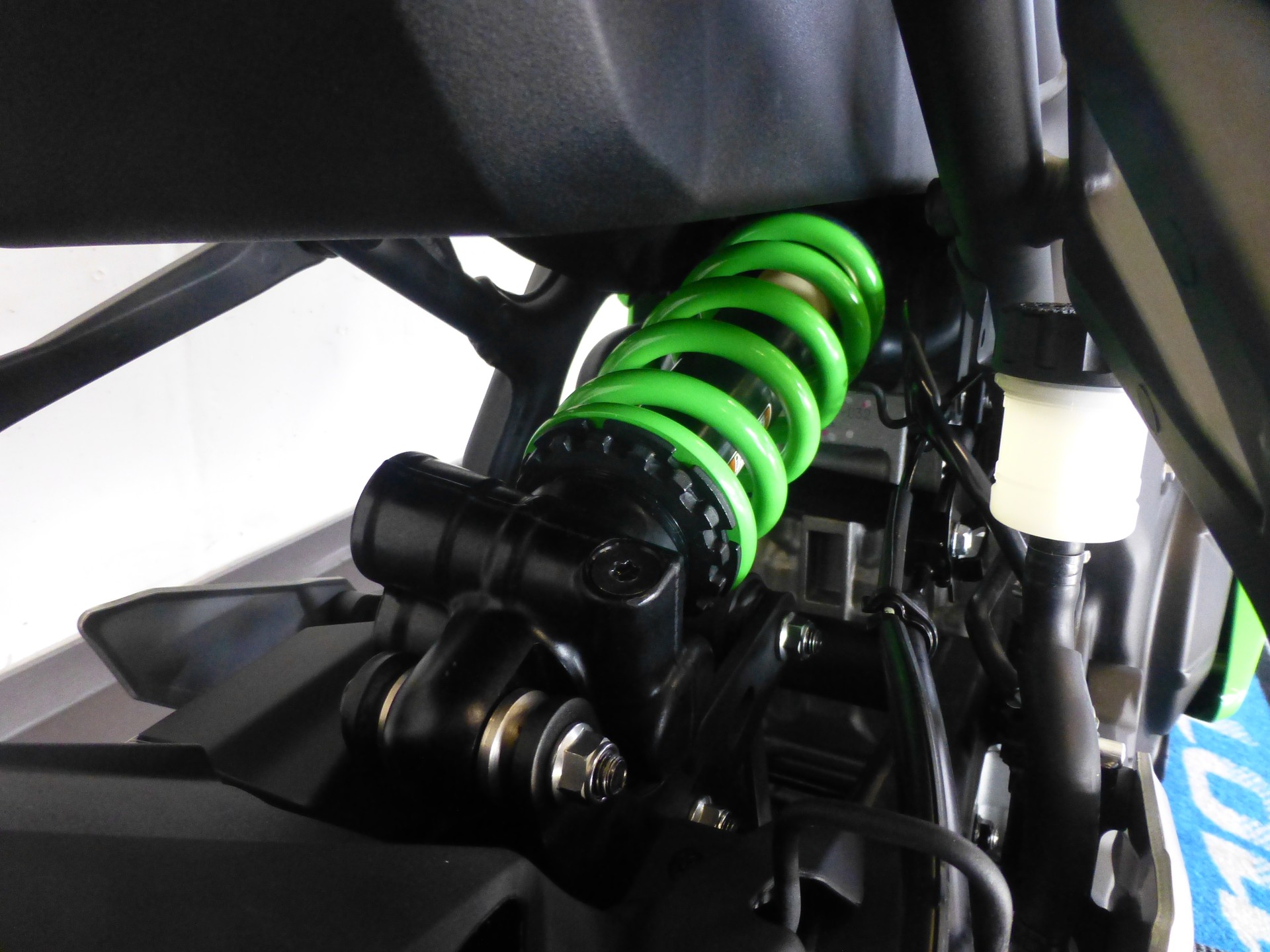 KAWASAKI Ninja ZX-4RR (35kW/57kW) MY2026-image-7