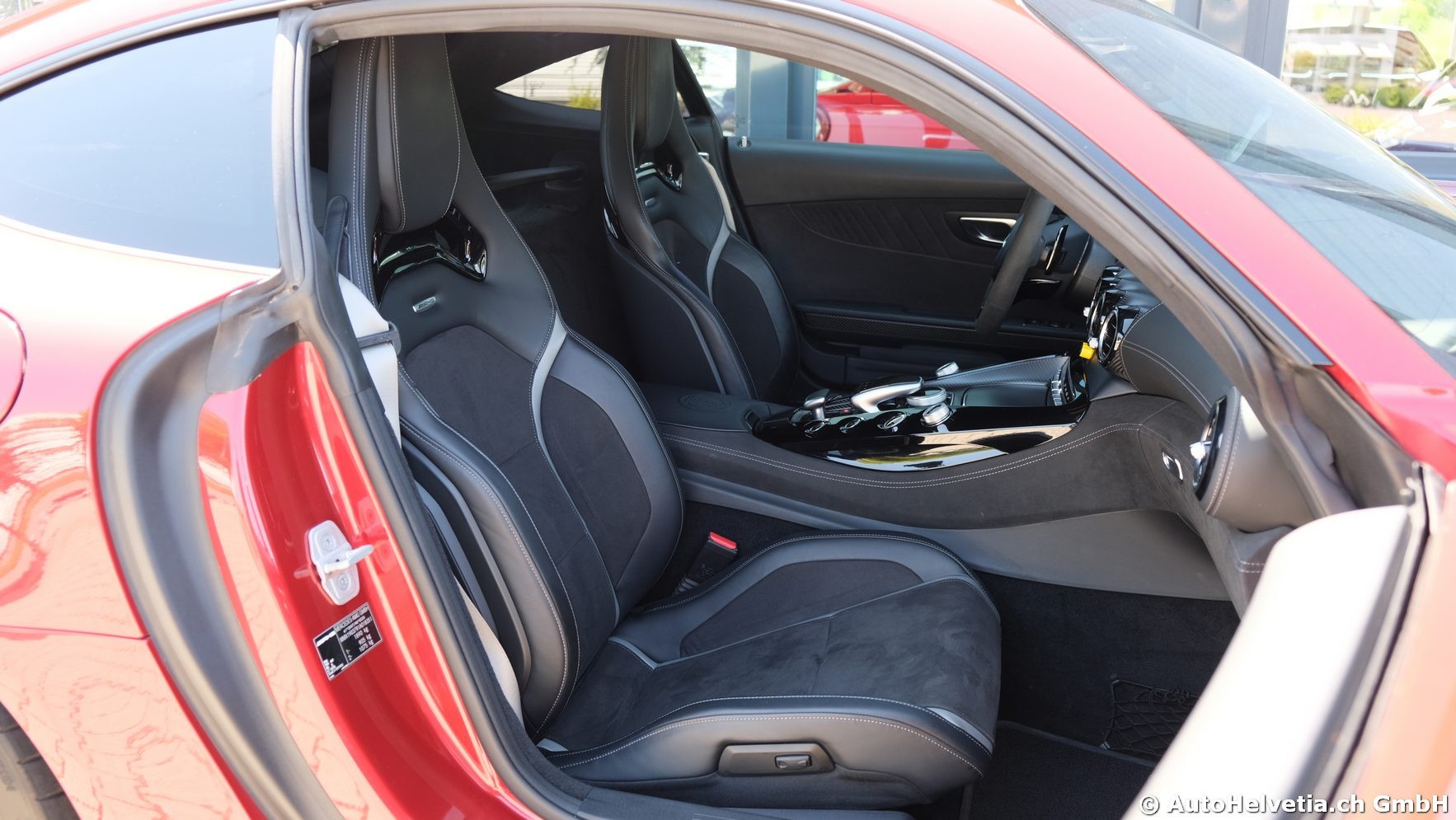 MERCEDES-BENZ AMG GT R Speedshift DCT-image-13