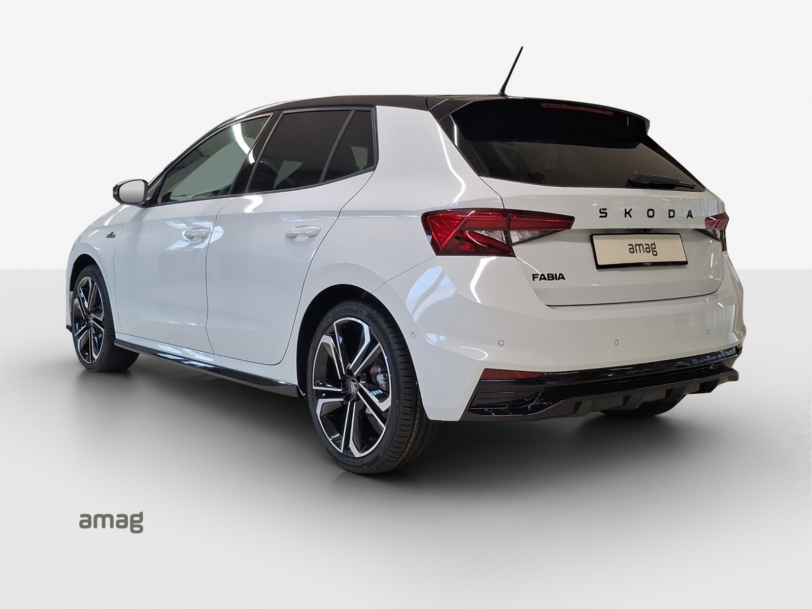 SKODA Fabia 1.5 TSI Monte Carlo DSG-image-2