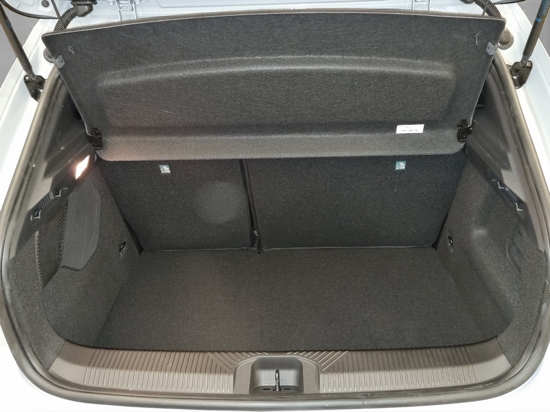 RENAULT Clio 1.8 E-Tech esprit Alpine-image-9