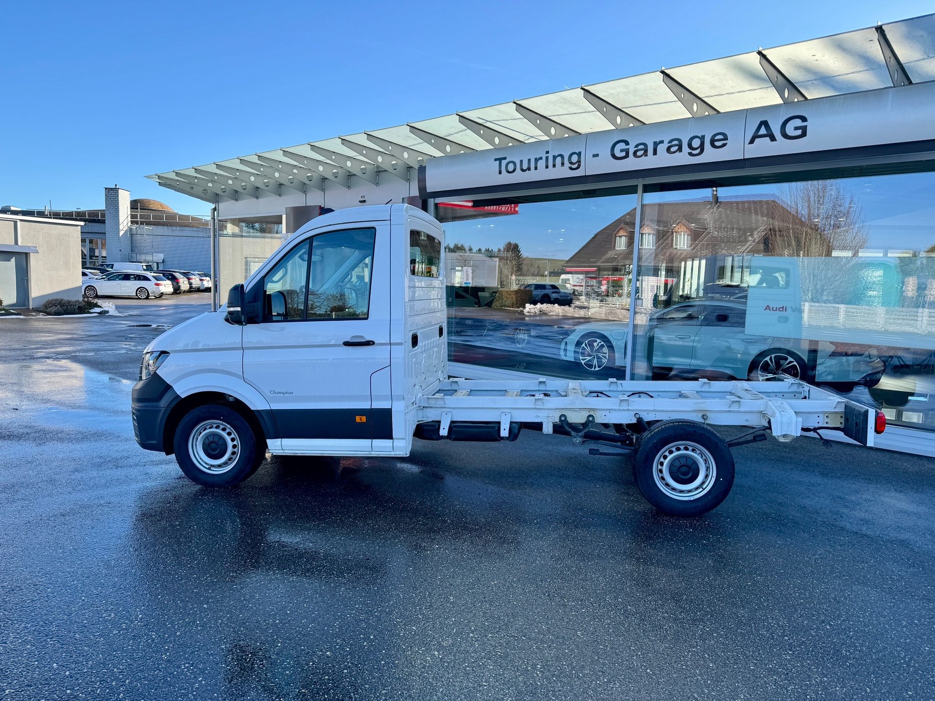 VW Crafter 35 4x4 Automat 177 PS 2.0 BiTDI Chassis-Kabine-showroom-element-1