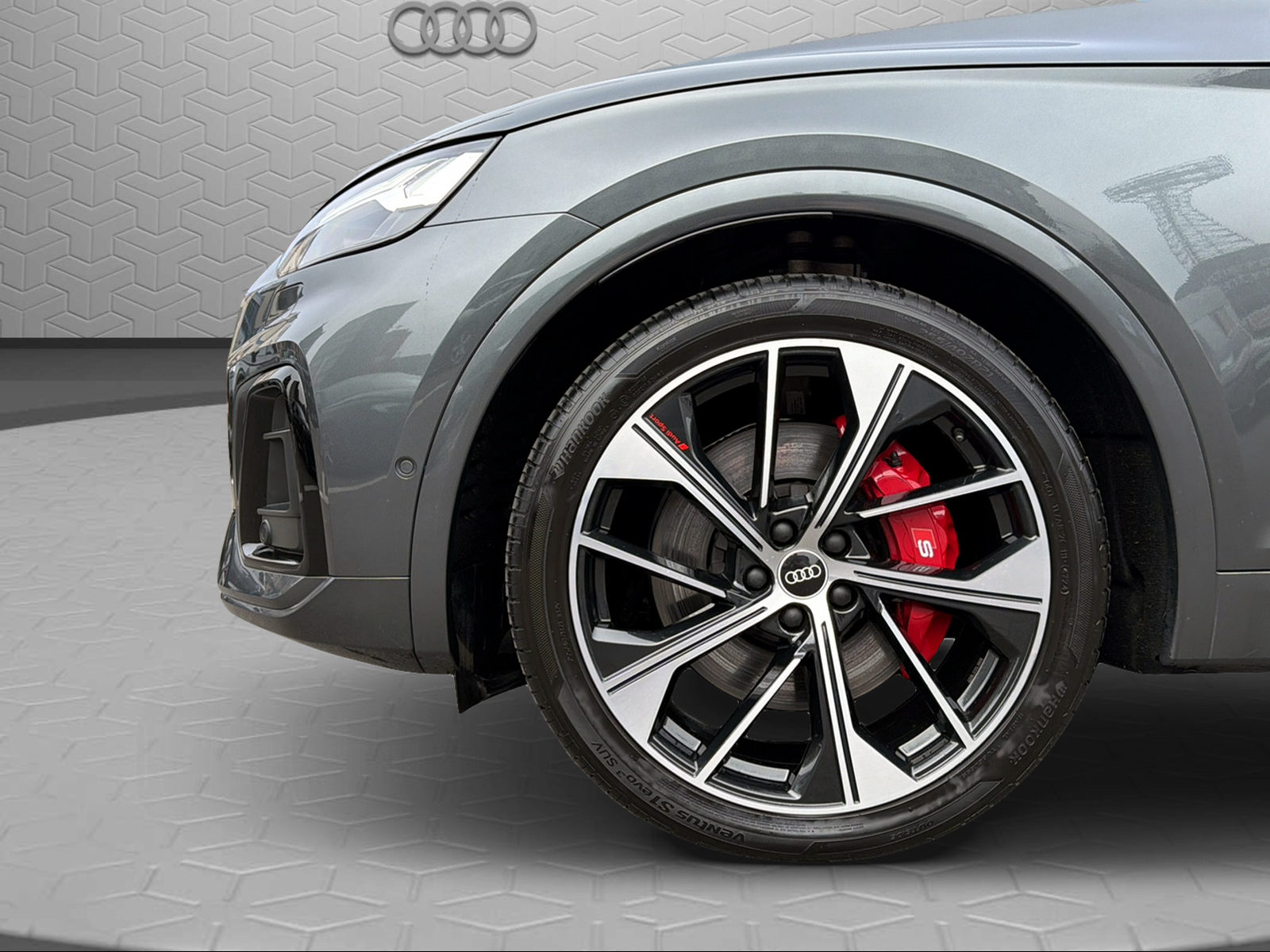 AUDI SQ5 TDI quattro tiptronic-image-8