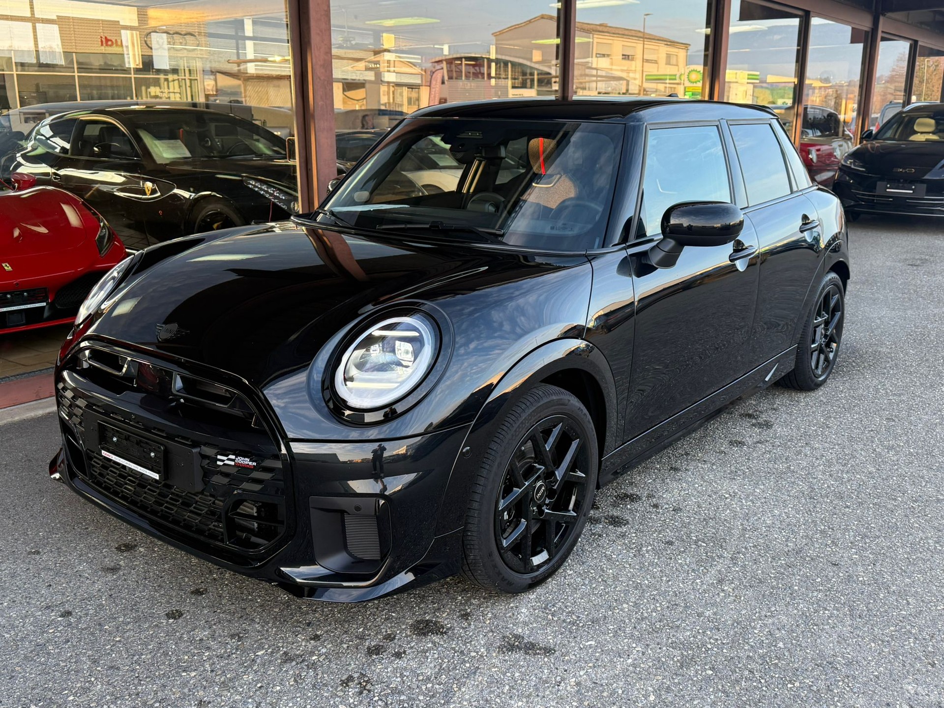 MINI 1.5i Cooper C SDKG-image-1