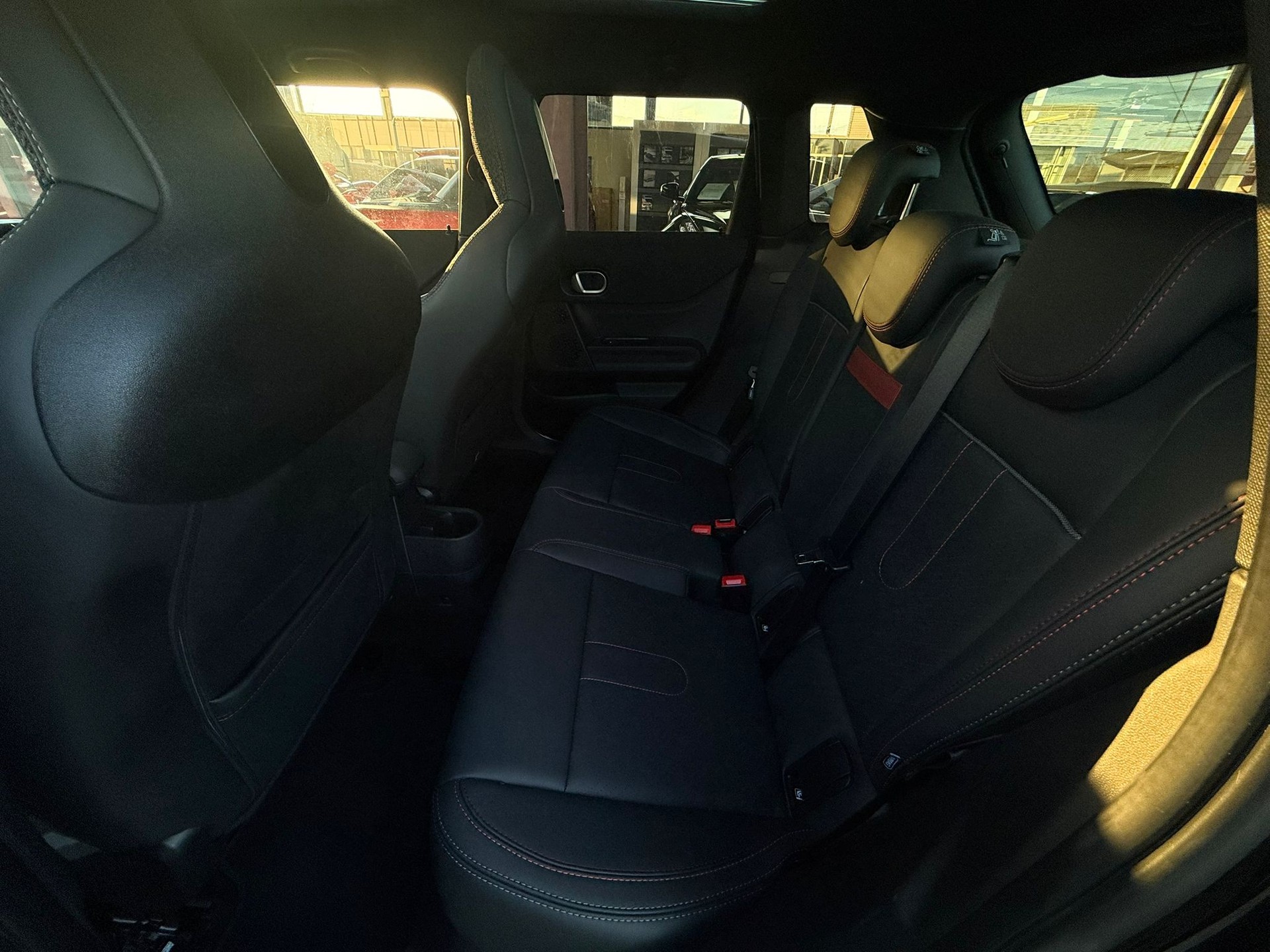 MINI 1.5i Cooper C SDKG-image-7