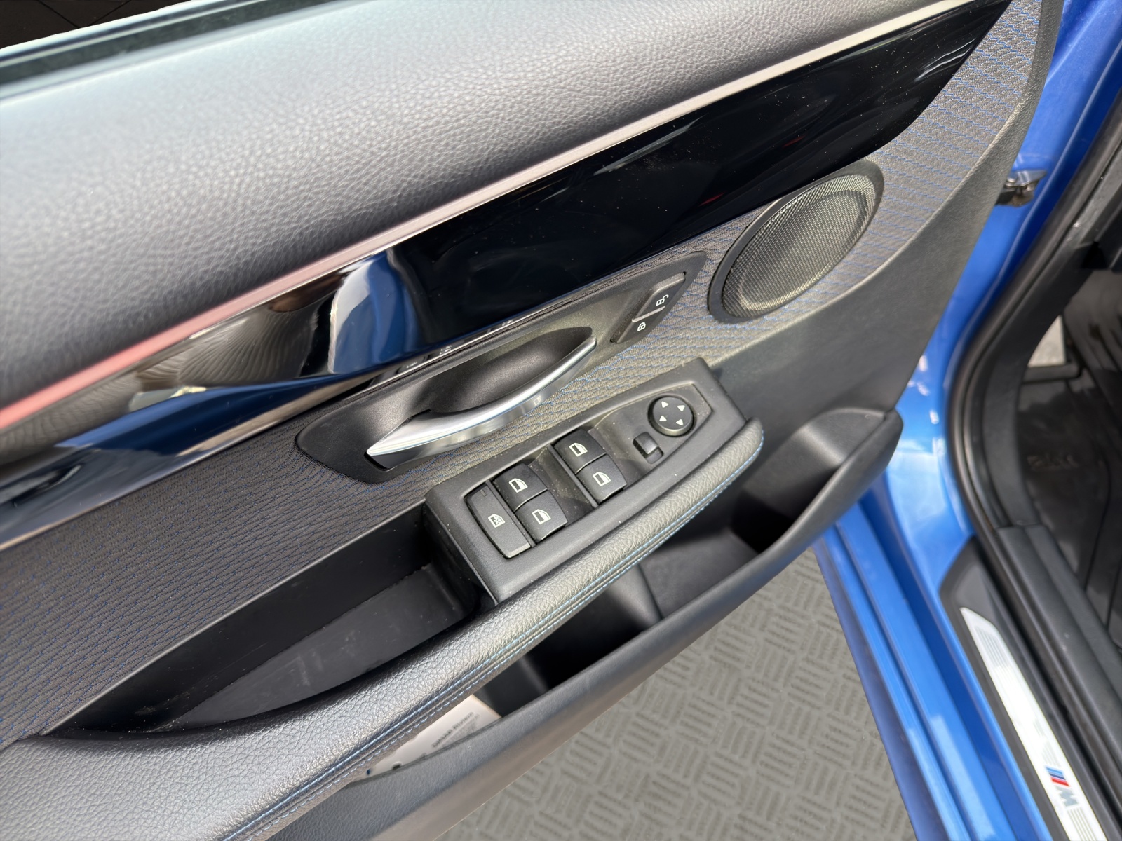 BMW 220d xDrive Active Tourer M Sport Steptronic-image-12