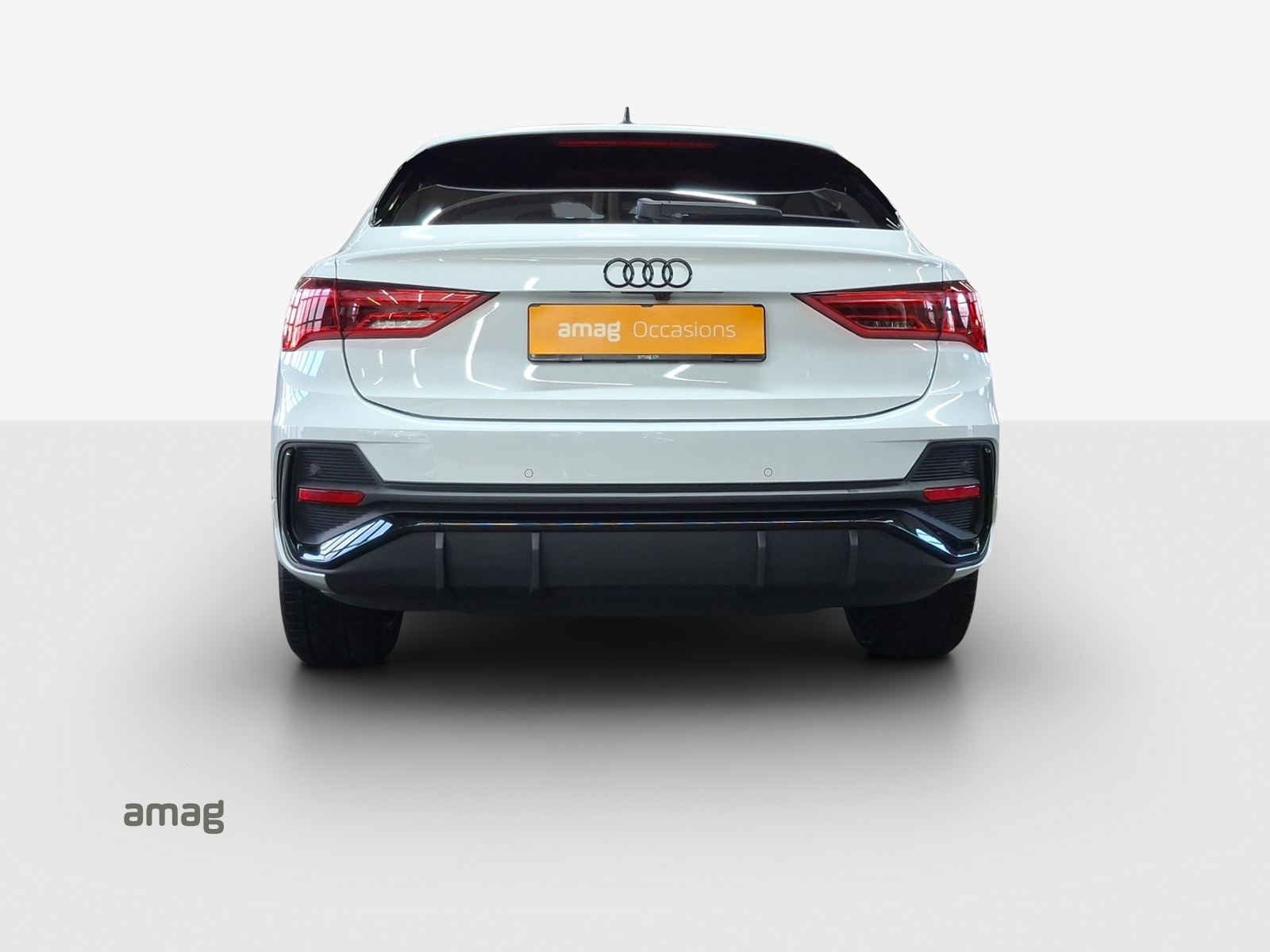 AUDI Q3 Sportback 35 TFSI S line Attraction S-tronic-image-3