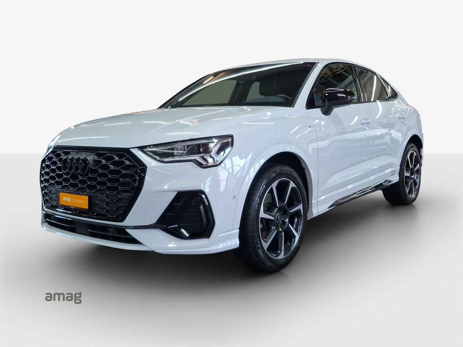 AUDI Q3 Sportback 35 TFSI S line Attraction S-tronic-image-0