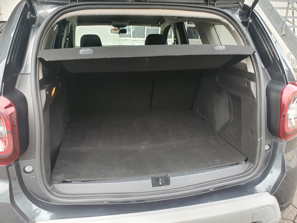 DACIA Duster Prestige 4X4-image-4
