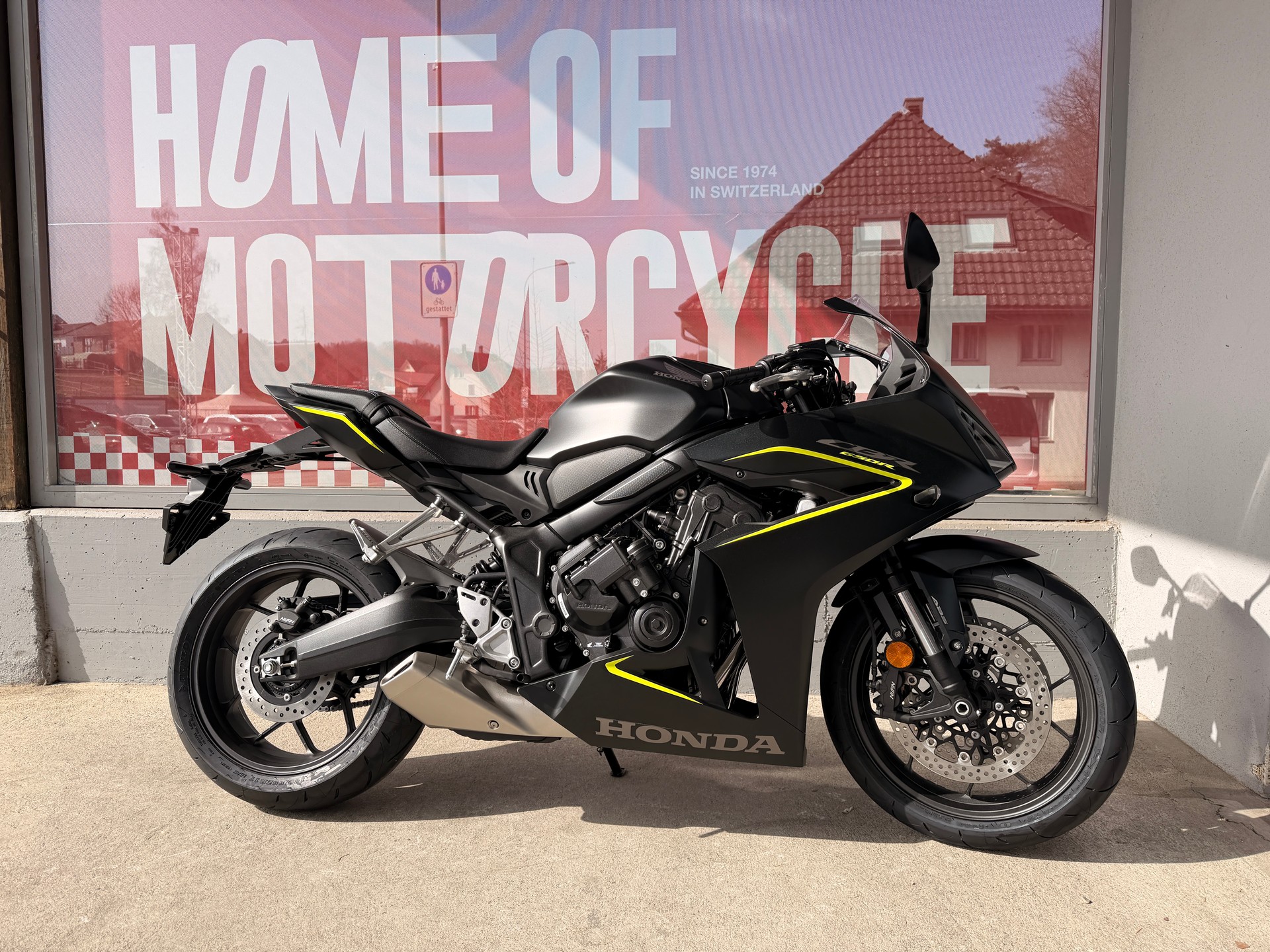 HONDA CBR 650 R E-Clutch