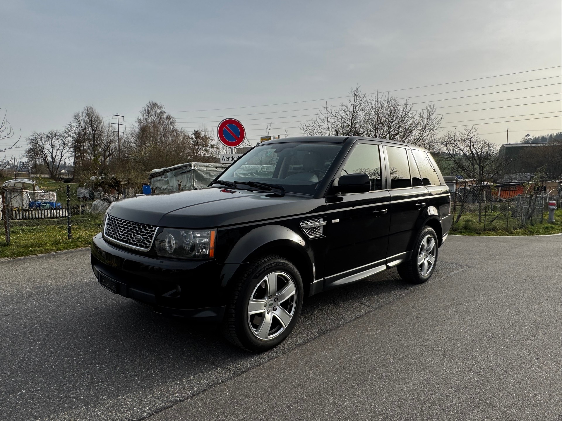 LAND ROVER Range Rover Sport 3.0 TDV6 Autobiography Automatic-image-2