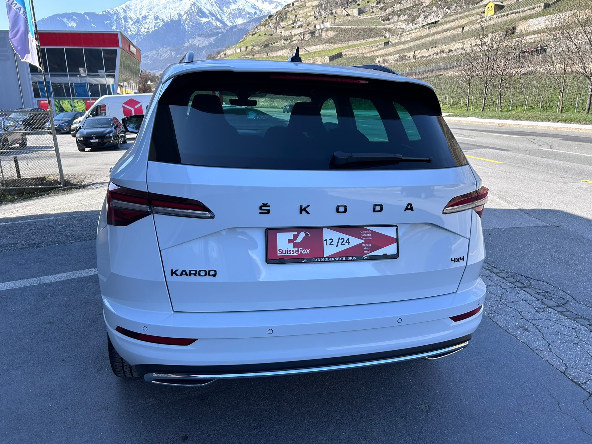 SKODA Karoq 2.0 TSI SportLine 4x4 DSG-image-4