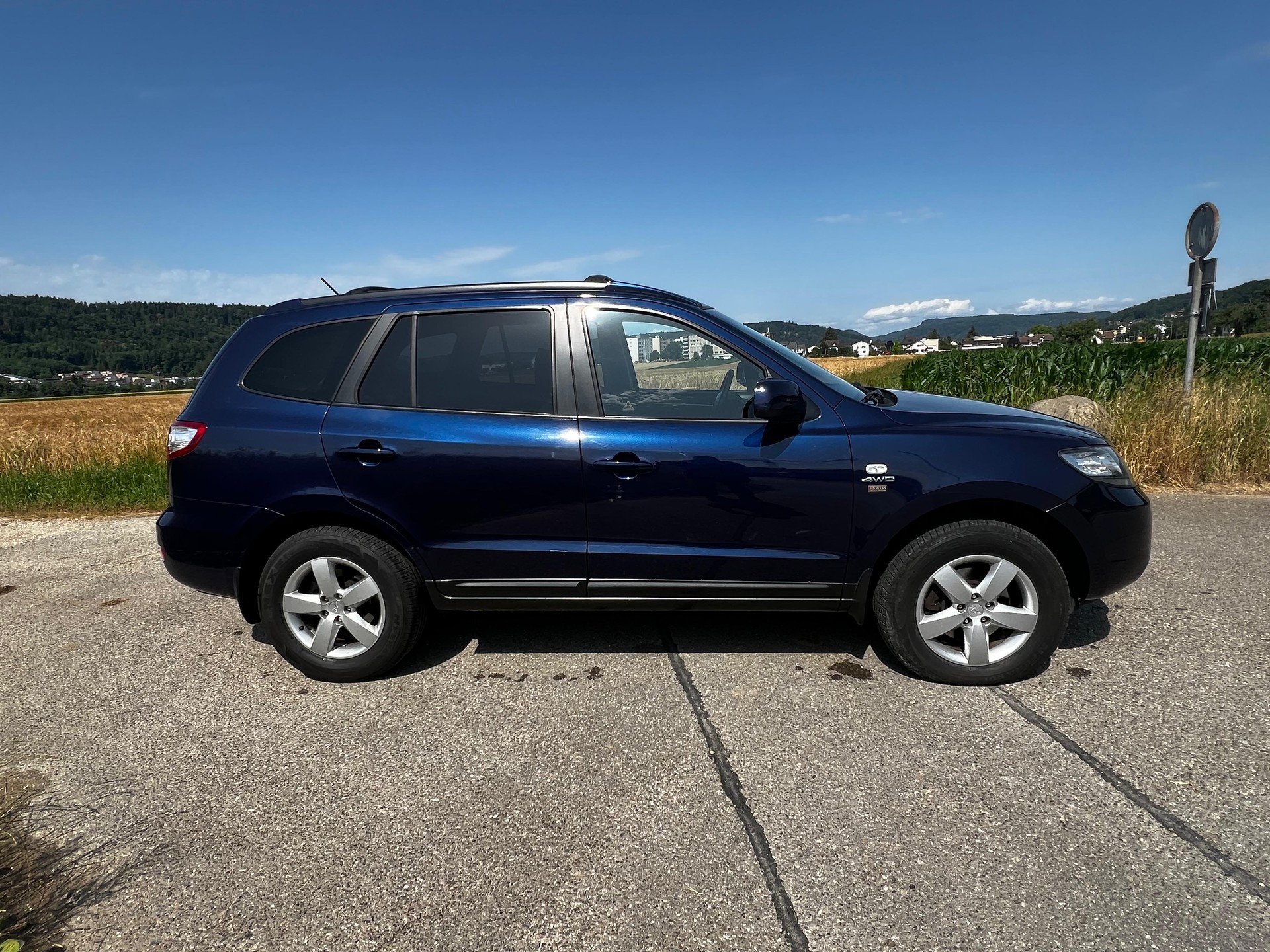 HYUNDAI Santa Fe 2.2 CRDi Premium 4WD Automatic-image-5
