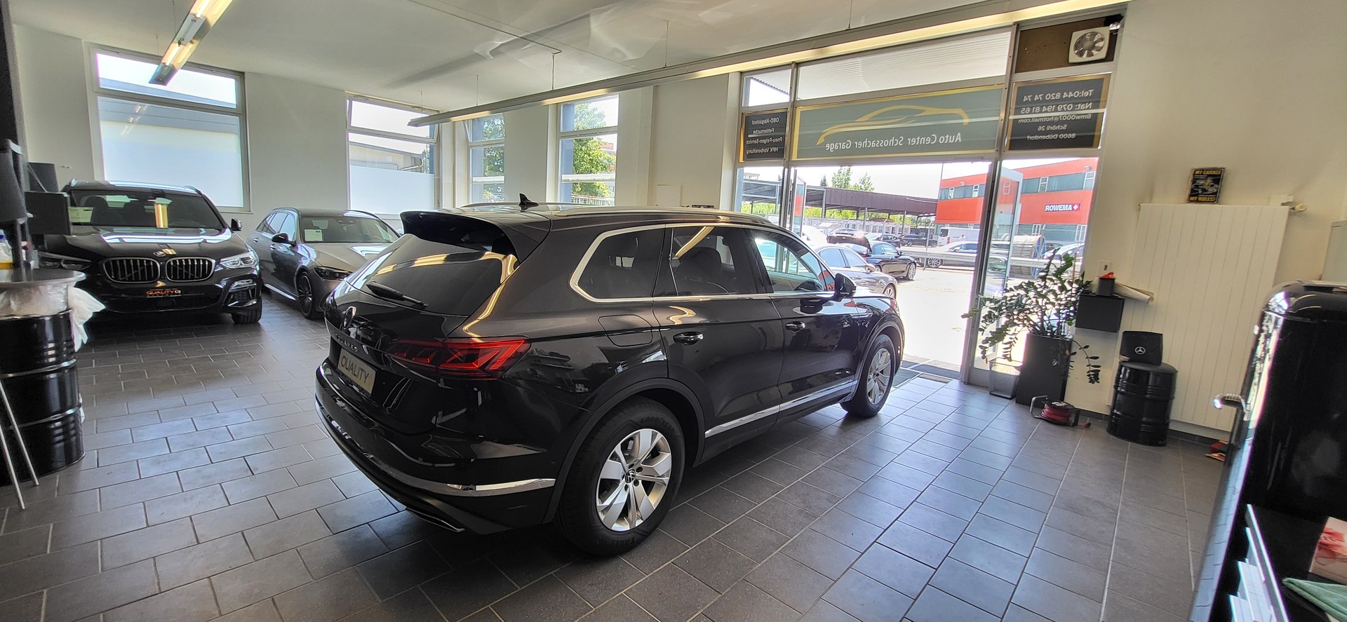 VW Touareg 3.0 TDI Atmosphere Tiptronic-image-13