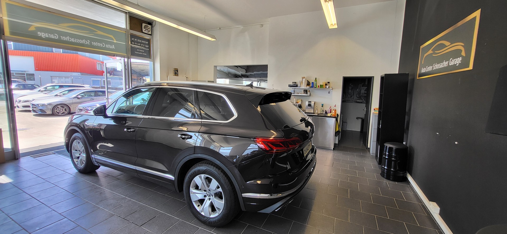VW Touareg 3.0 TDI Atmosphere Tiptronic-image-11