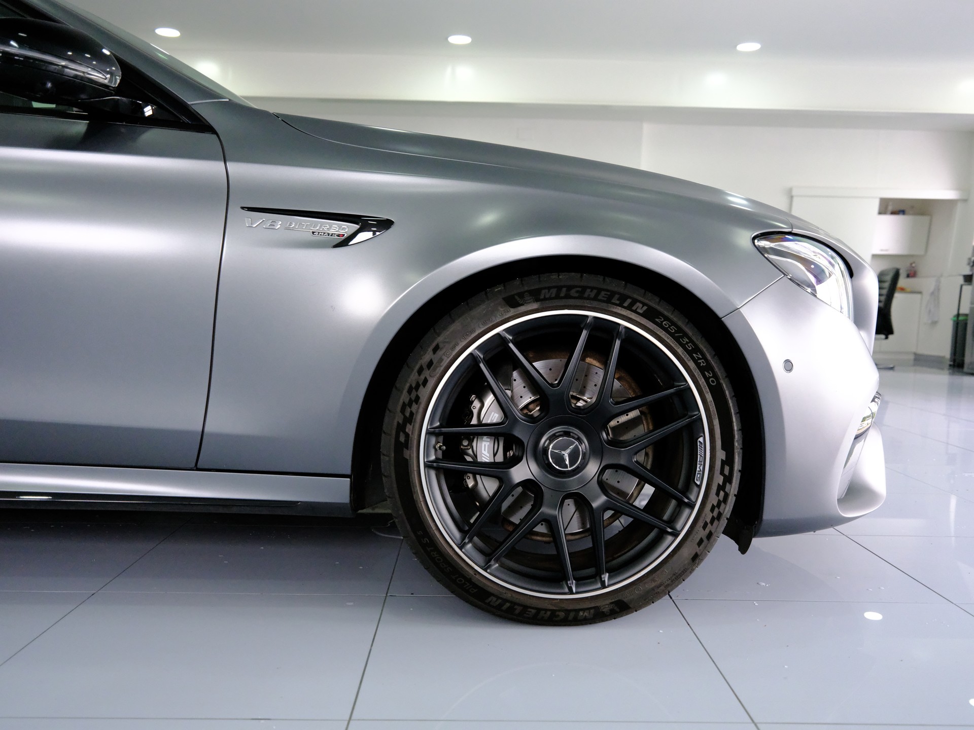 MERCEDES-BENZ E 63 AMG 4Matic+ Speedshift MCT-image-18