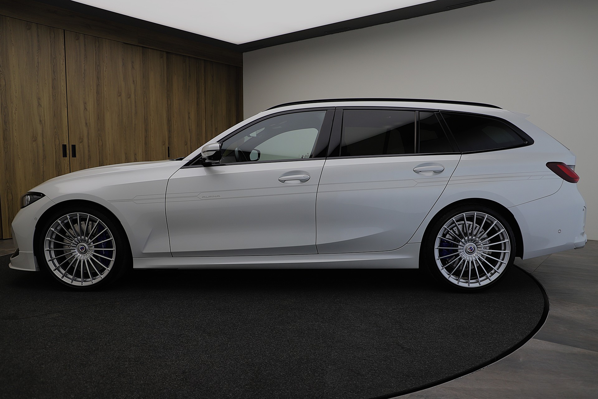 BMW-ALPINA B3 BiTurbo Touring 3.0 xDrive Switch-Tronic-image-2