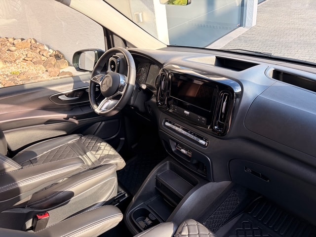 MERCEDES-BENZ Vito 116 CDI Lang Select Tourer 4Matic 9G-Tronic-image-3