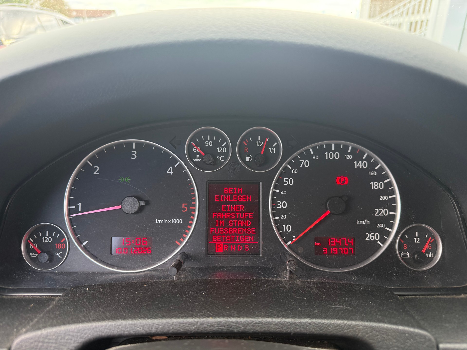 AUDI A6 allroad 2.5TDI quattro-image-7