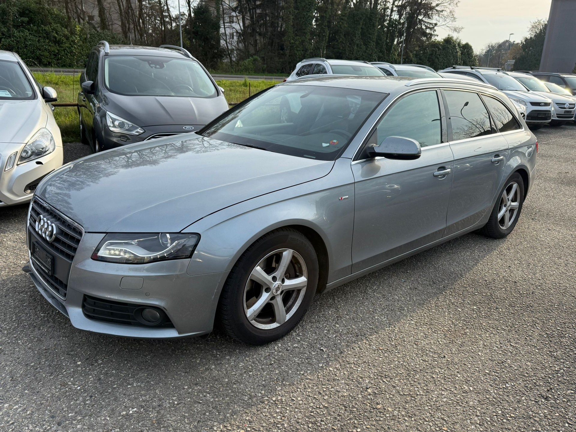 AUDI A4 Avant 2.0 TFSI Style quattro S-Line-image-1