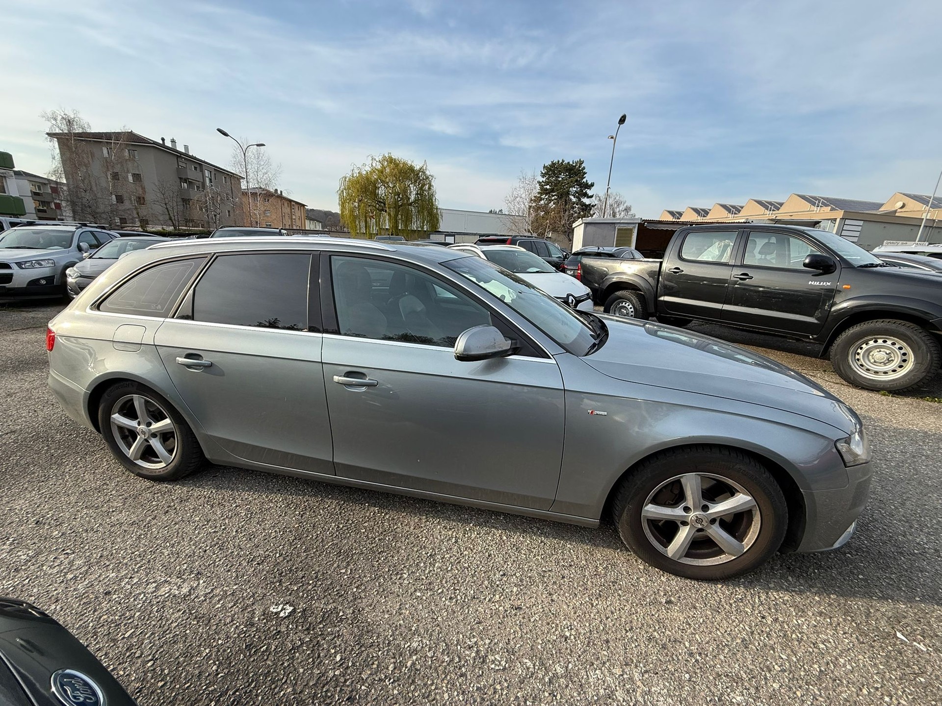 AUDI A4 Avant 2.0 TFSI Style quattro S-Line-image-7