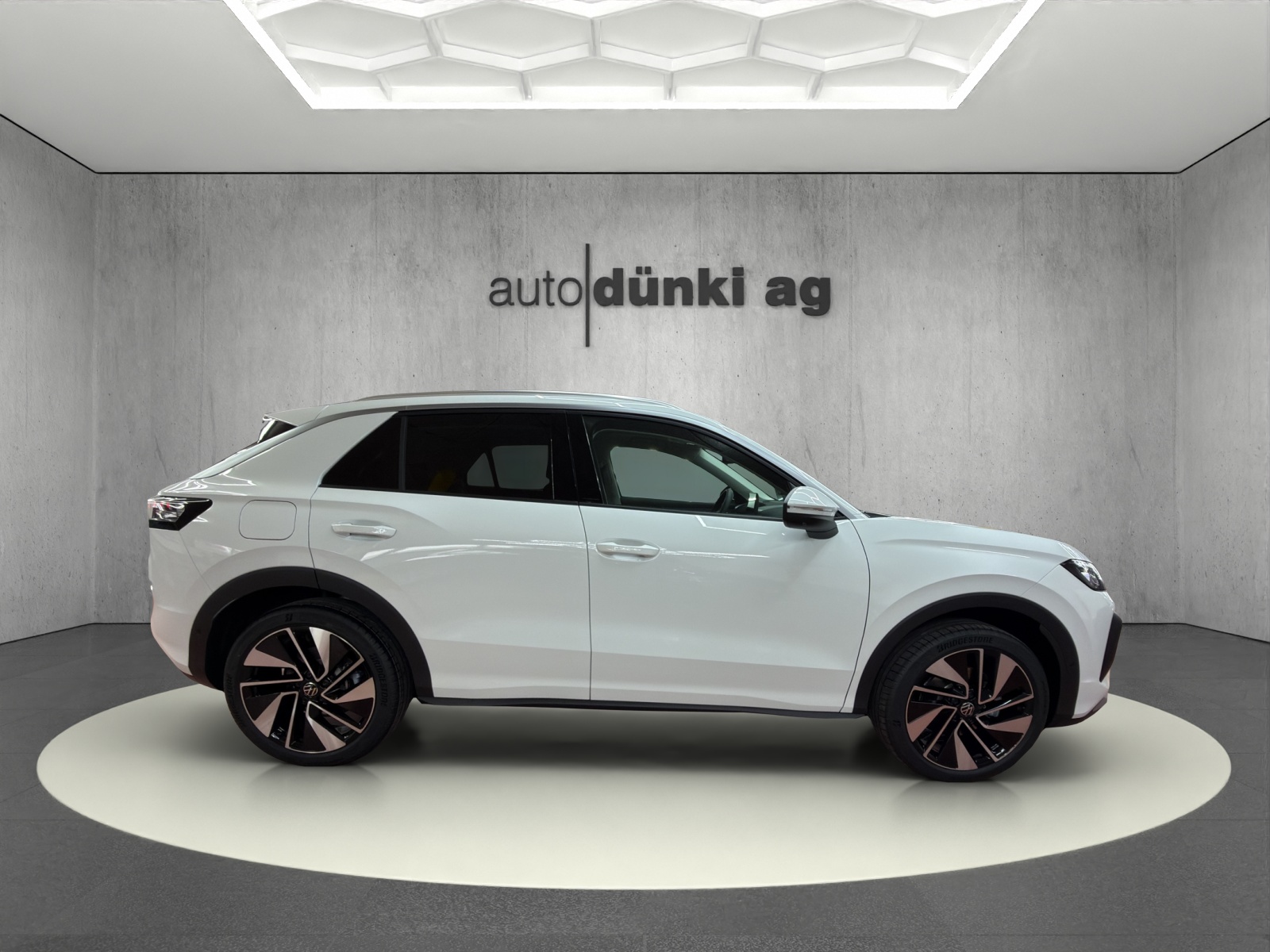 VW T-Roc 1.5 eTSI mHEV Style DSG-image-4