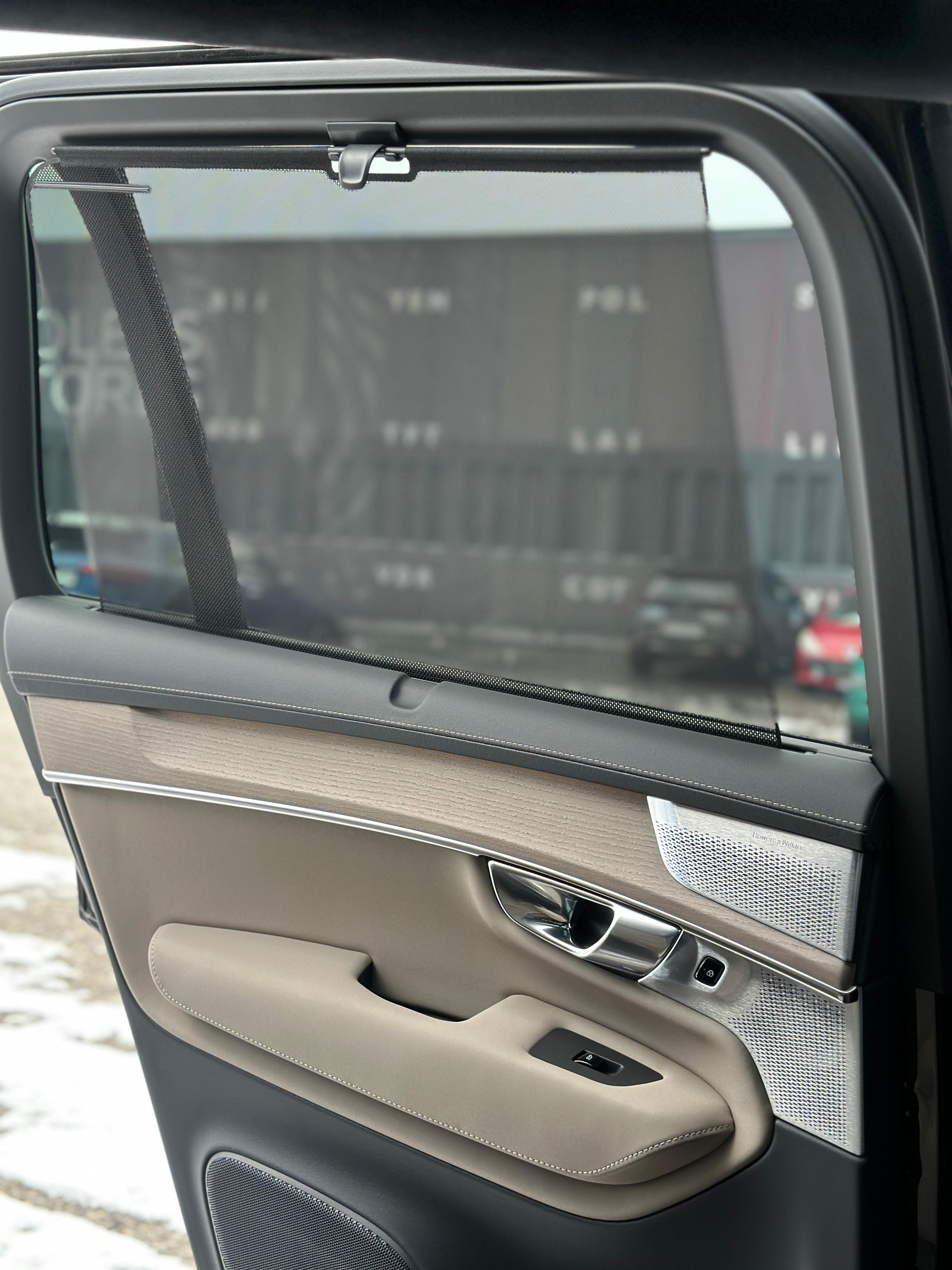 VOLVO XC90 2.0 T8 TE XCLUSIVE Edition Dark eAWD-image-19