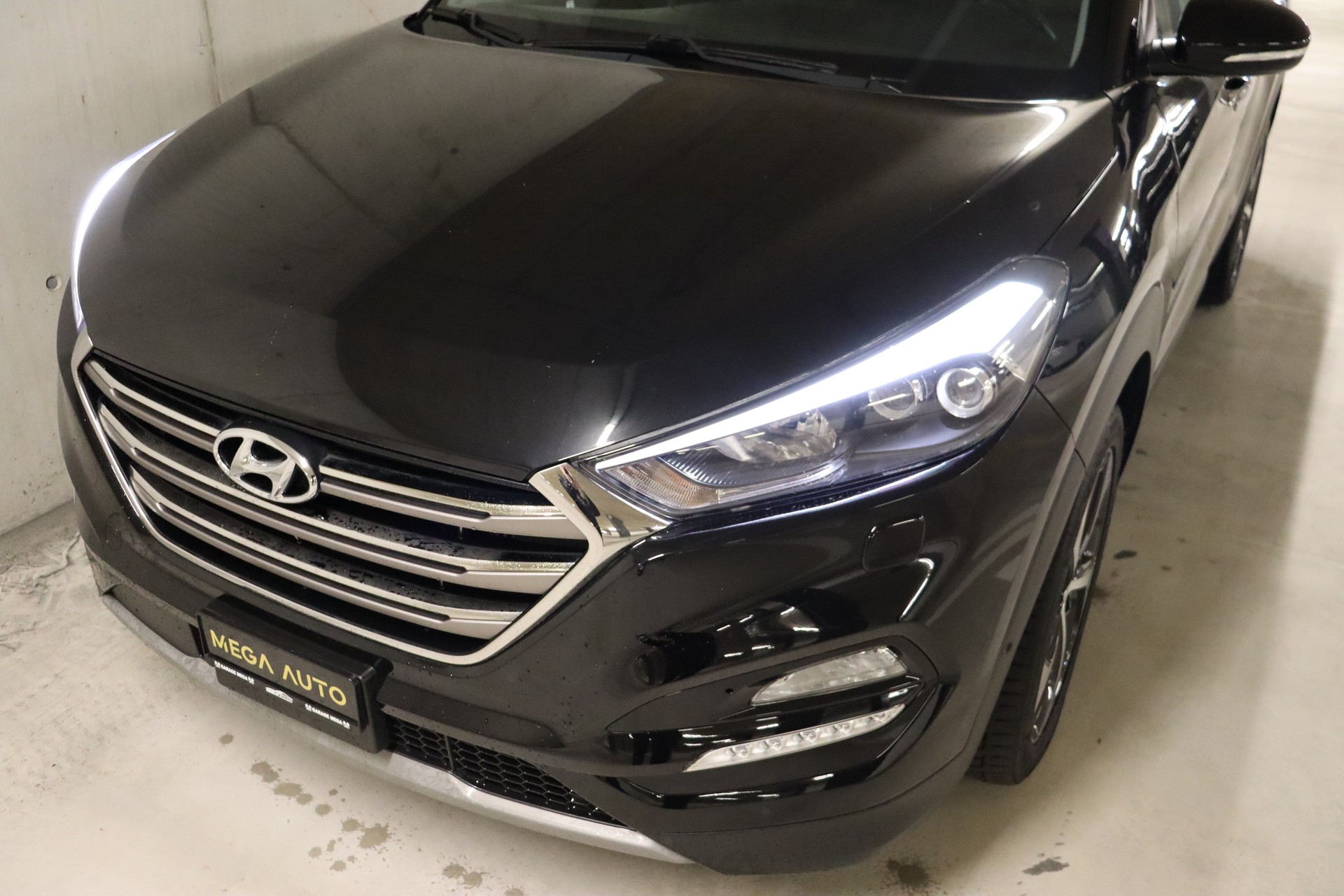 HYUNDAI Tucson 2.0 CRDI Vertex 4WD Automatic-showroom-element-2