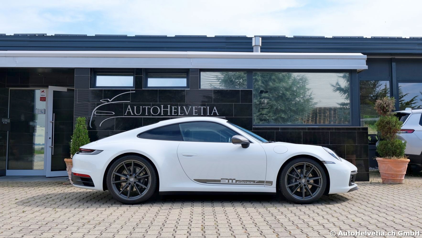 PORSCHE 911 Carrera T-showroom-element-3