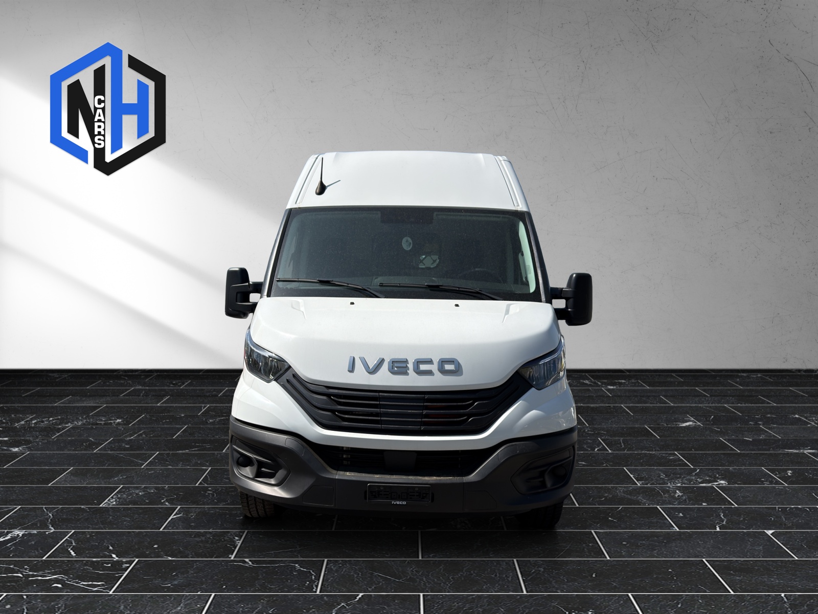 IVECO 35S14 EV-image-2