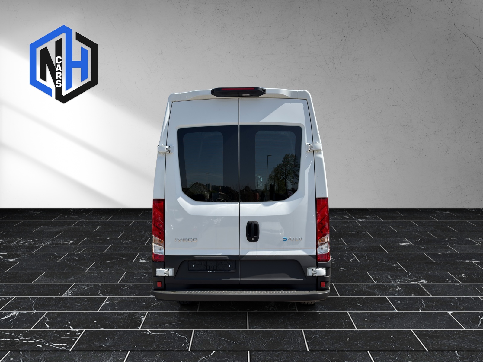 IVECO 35S14 EV-image-5