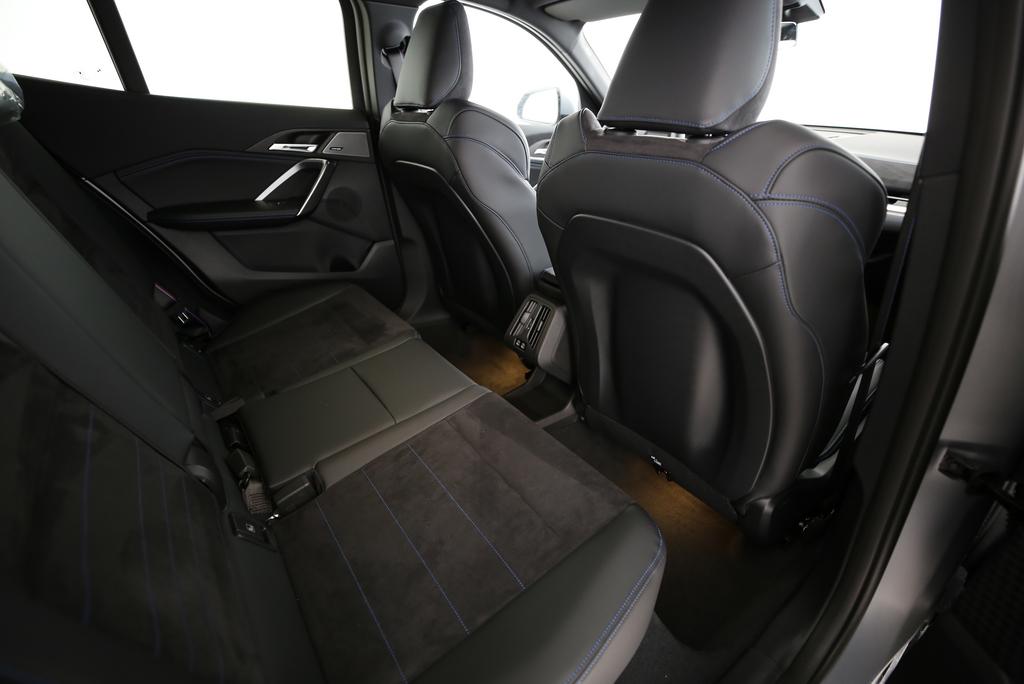 BMW X2 20i sDrive-image-5