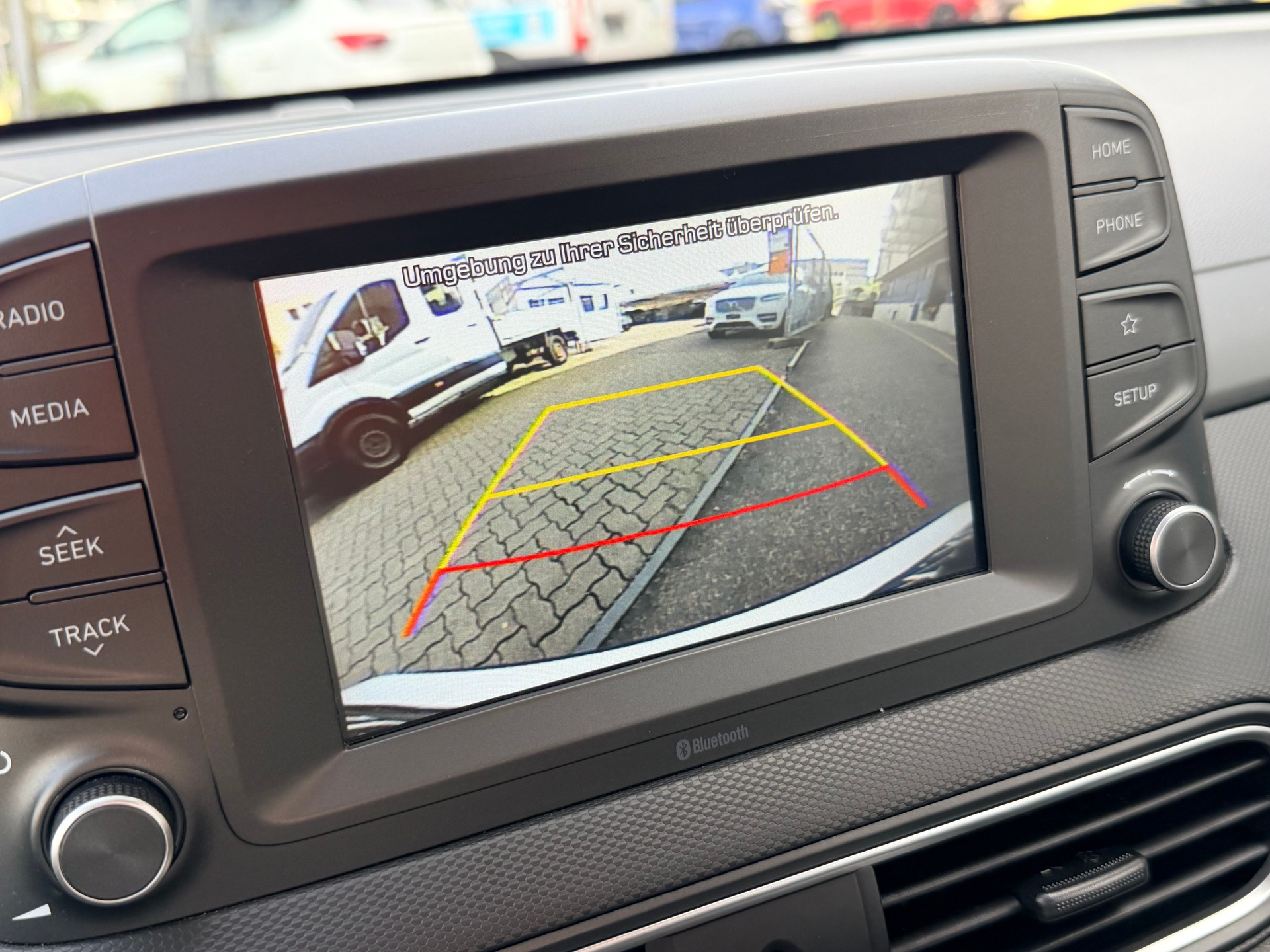 HYUNDAI Kona EV Amplia-image-14
