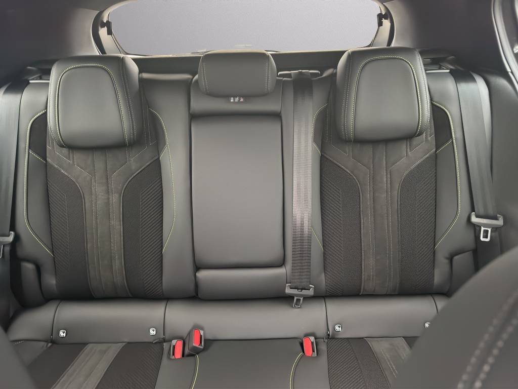 PEUGEOT 308 e GT 54kWh-image-14