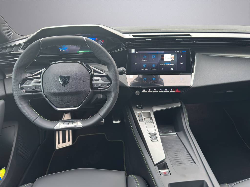 PEUGEOT 308 e GT 54kWh-image-4