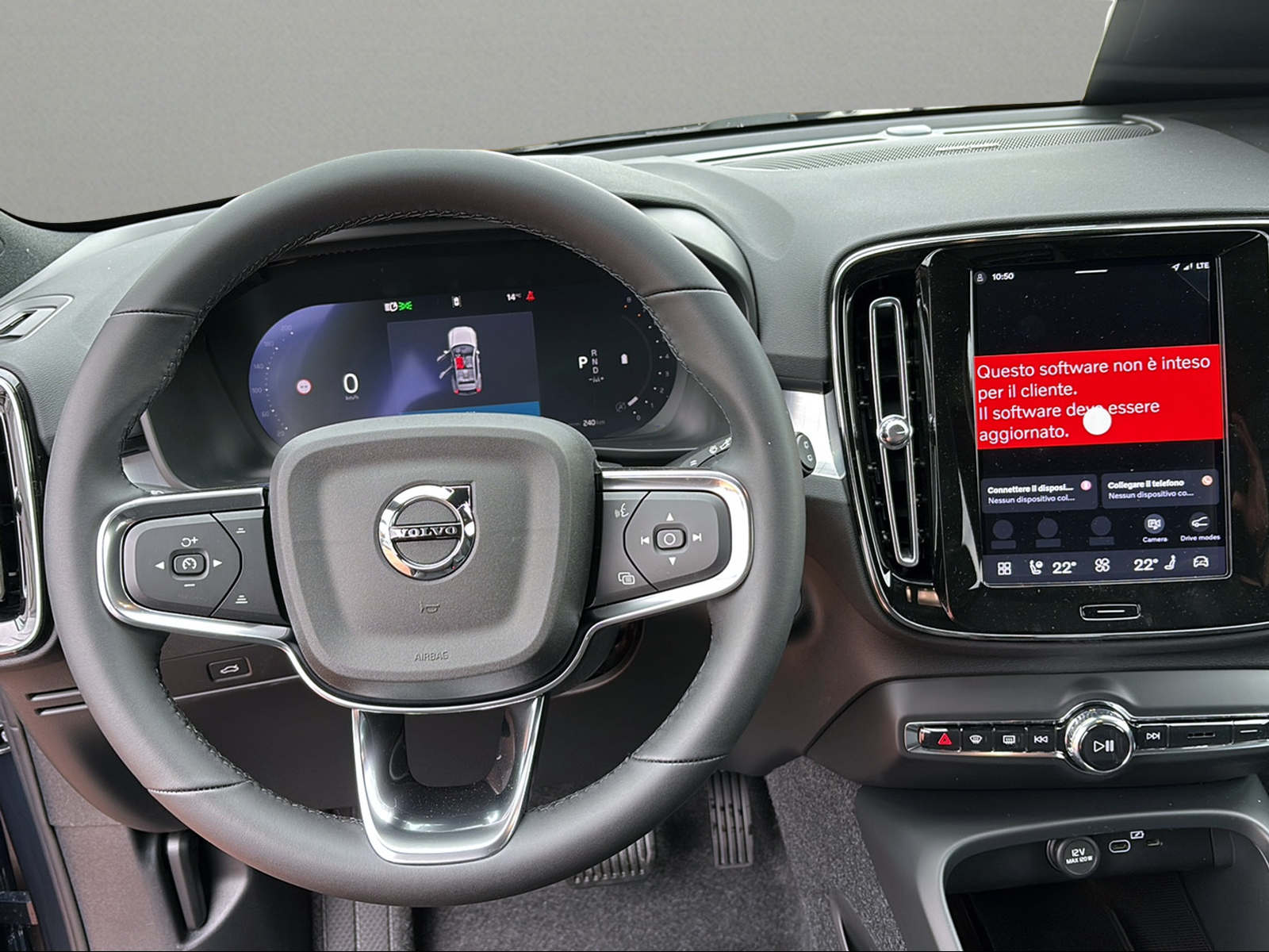 VOLVO XC40 B3 Benzin Mild Hybrid Plus Dark DCT-image-11