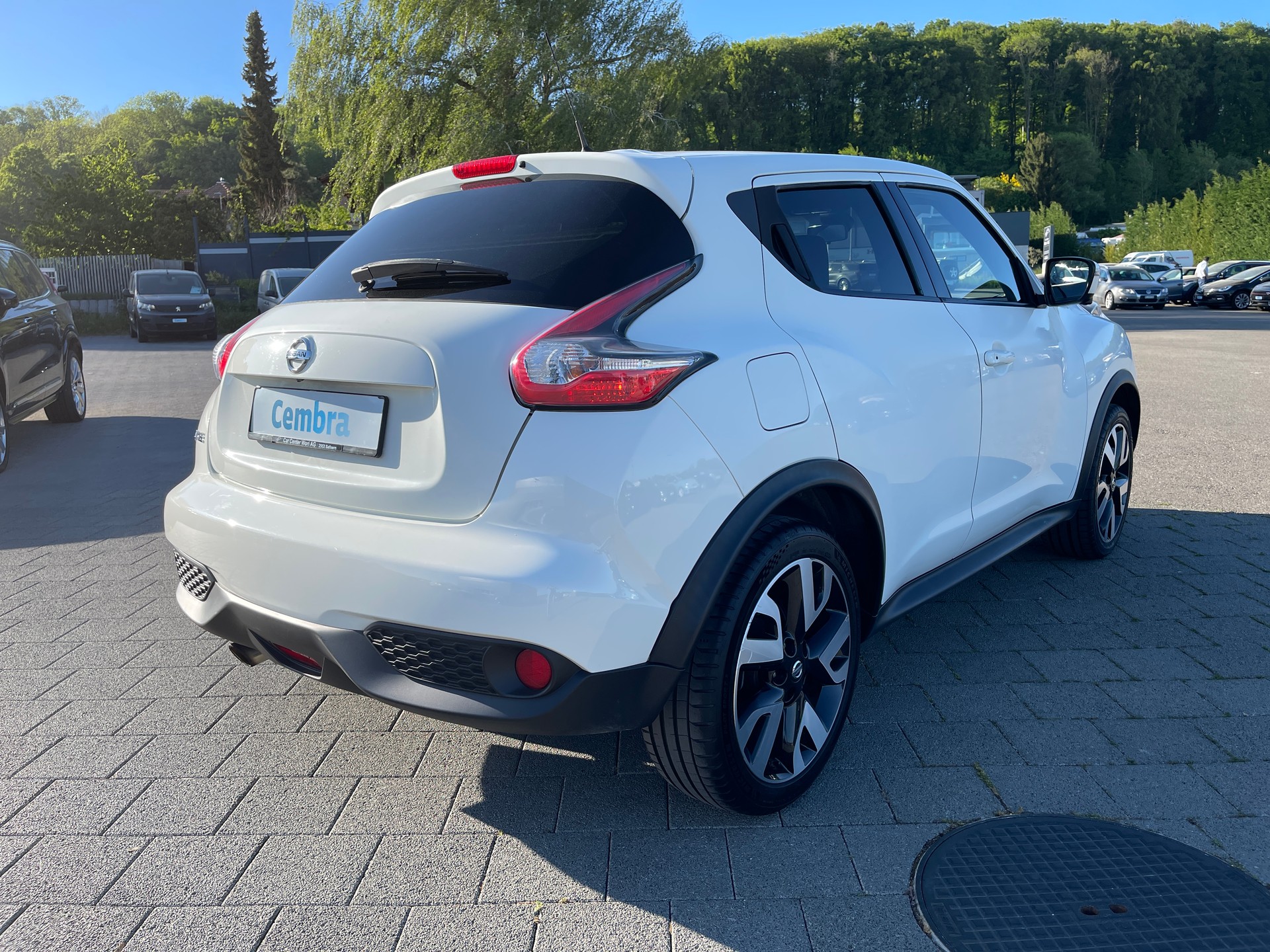 NISSAN Juke 1.6 DIG-T tekna 17'' 4x4 Xtronic M-CVT-image-3